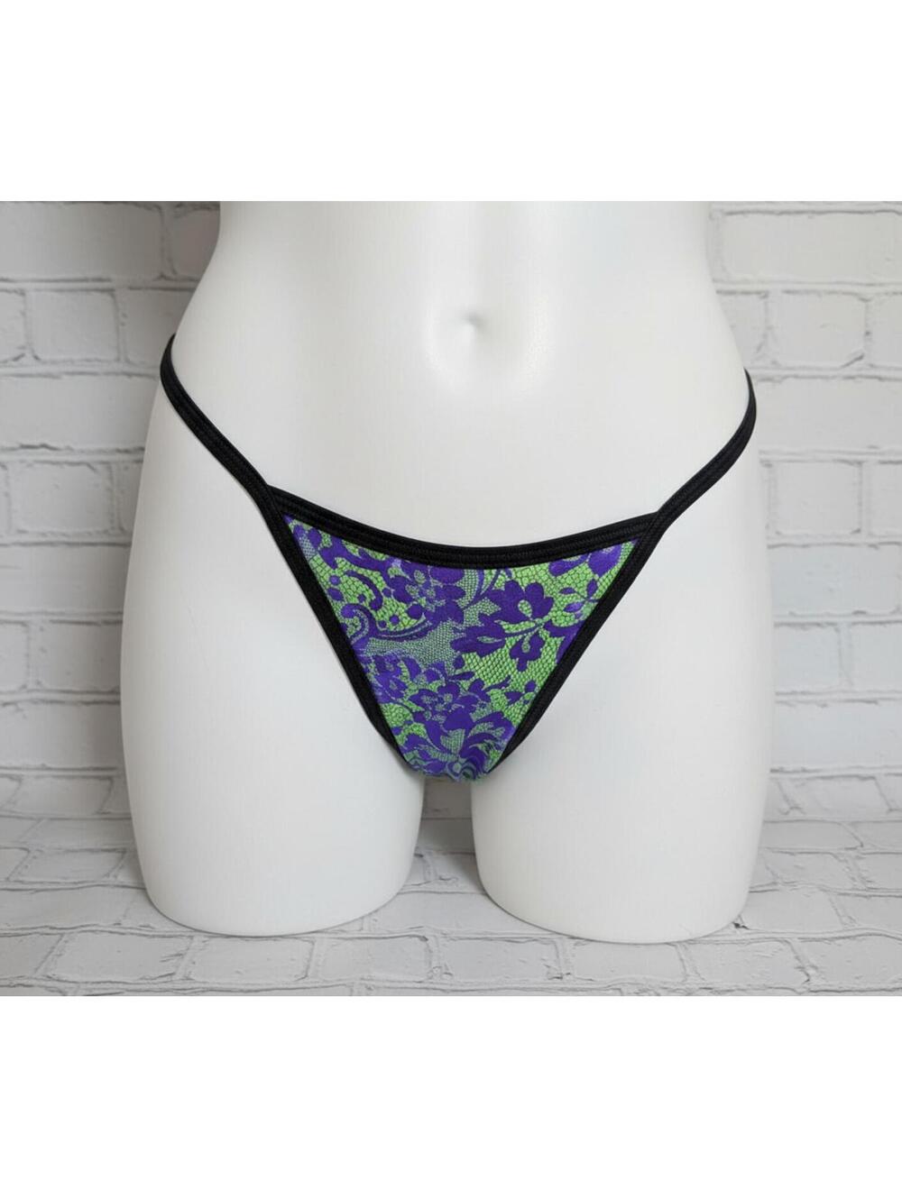 BODYZONE PURPLE BLK FLORAL T BACK THONG‎ NWT VINTAGE DISCOUNT ON MULTIPLES